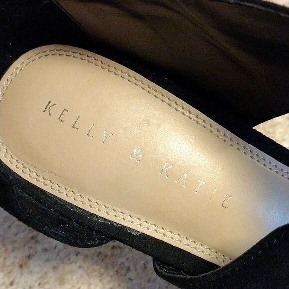 Kelly & Katie Black Vegan Suede Amari Back Zip Kitten Heels Size 9 - Picture 4 of 14